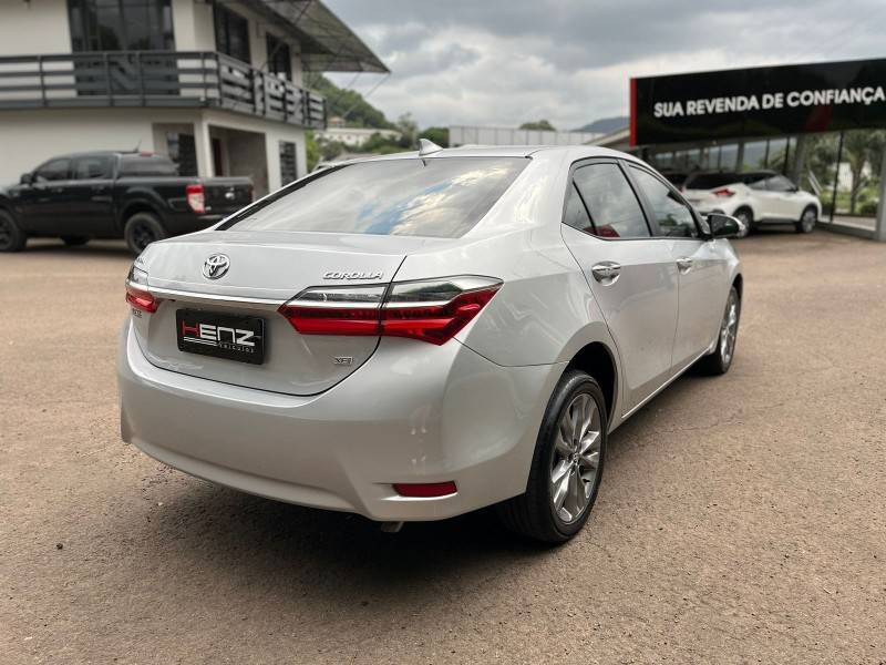 TOYOTA - COROLLA - 2019/2019 - Prata - Sob Consulta