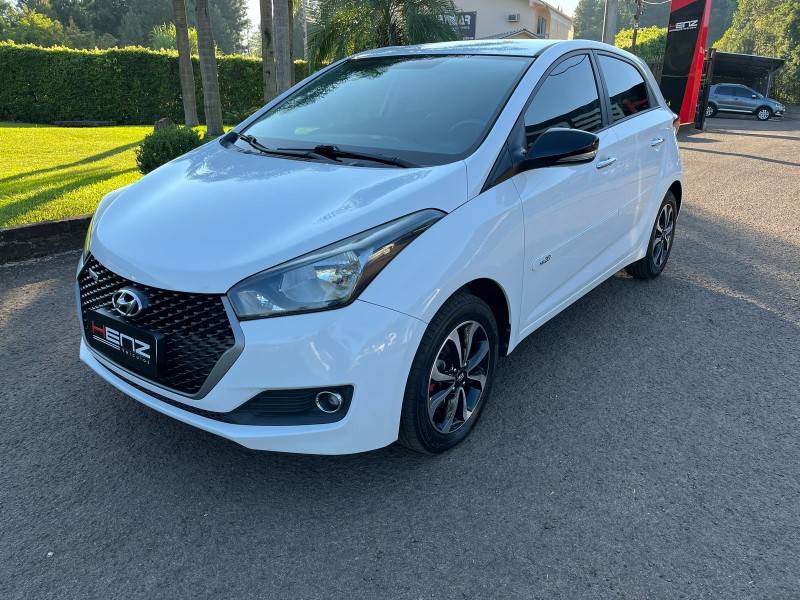HYUNDAI - HB20 - 2016/2017 - Branca - Sob Consulta