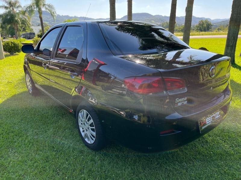 FIAT - SIENA - 2014/2015 - Preta - Sob Consulta