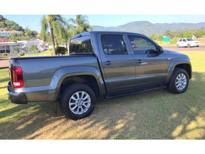 VOLKSWAGEN - AMAROK - 2019/2020 - Cinza - R$ 169.900,00