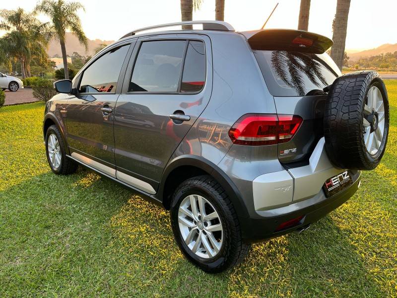 VOLKSWAGEN - CROSSFOX - 2015/2016 - Cinza - Sob Consulta