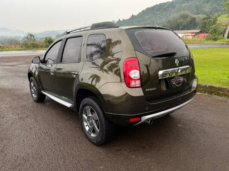 RENAULT - DUSTER - 2013/2014 - Verde - Sob Consulta