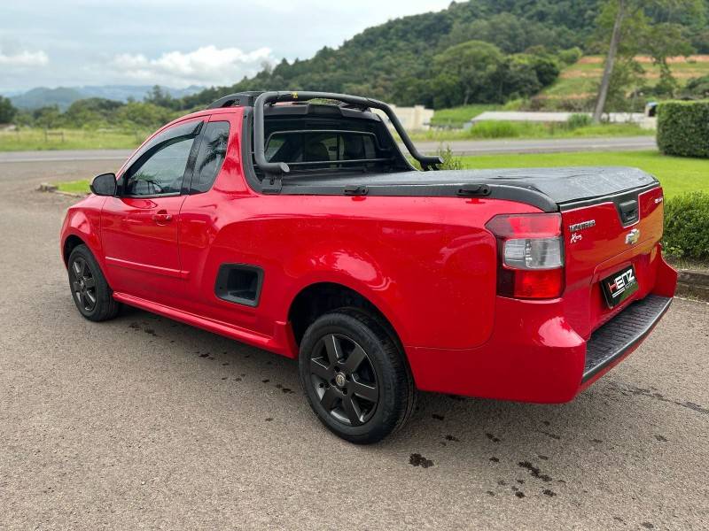 CHEVROLET - MONTANA - 2012/2013 - Vermelha - Sob Consulta