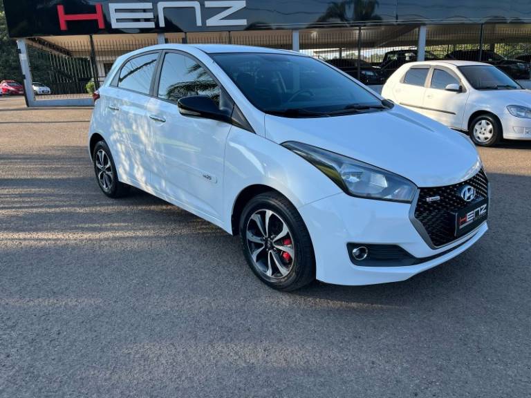 HYUNDAI - HB20 - 2016/2017 - Branca - Sob Consulta