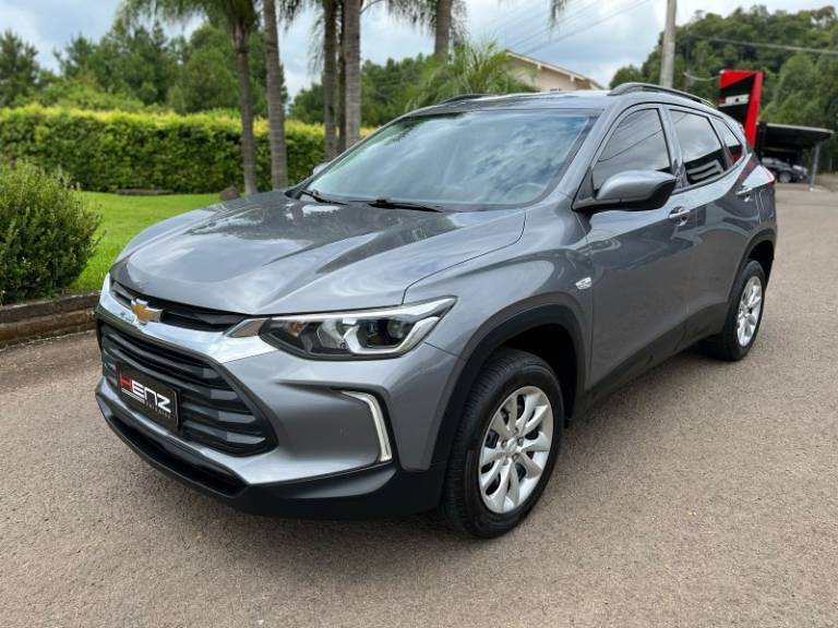 CHEVROLET - TRACKER - 2022/2023 - Cinza - Sob Consulta