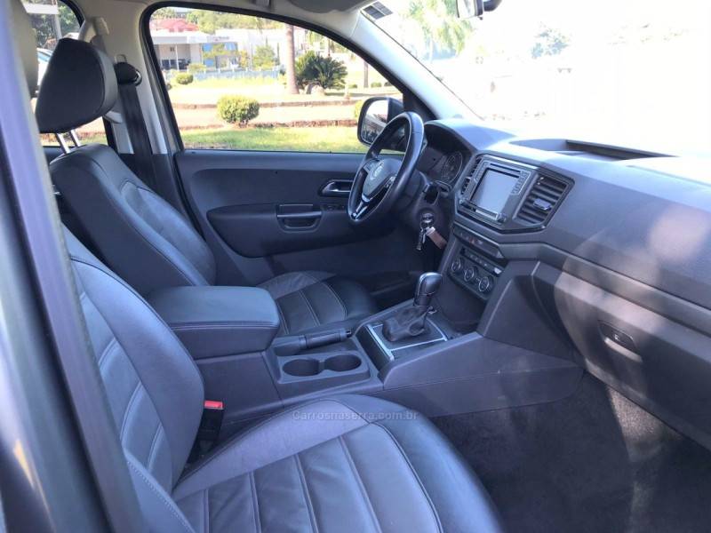VOLKSWAGEN - AMAROK - 2019/2020 - Cinza - Sob Consulta