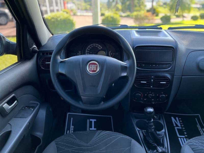 FIAT - SIENA - 2014/2015 - Preta - Sob Consulta
